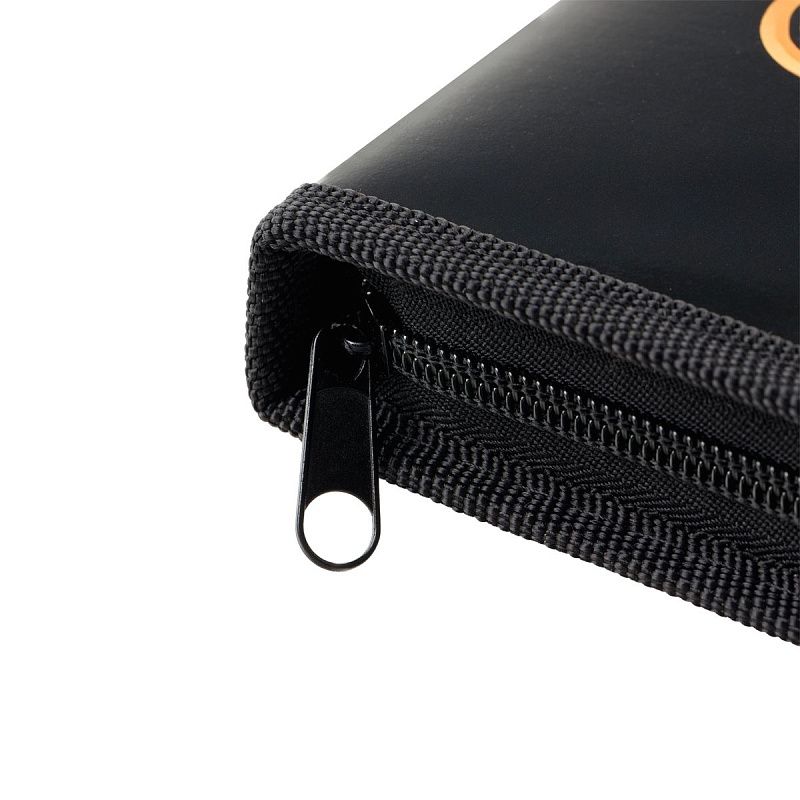 Пенал 1 отделение, 190*110 Först" Eyes in the dark" (Глаза в темноте), ламинированный картон 