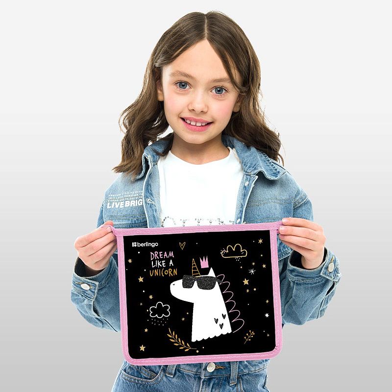 Папка для тетрадей 1 отделение, А5 Berlingo "Dream Like A Unicorn", 240*205*40 мм, пластик, на молнии 