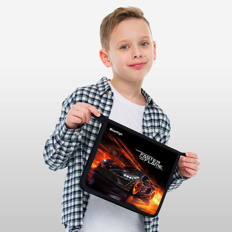 Папка для тетрадей 1 отделение, А5 Berlingo "Faster Than The Flame", 240*205*40 мм, пластик, на молнии 