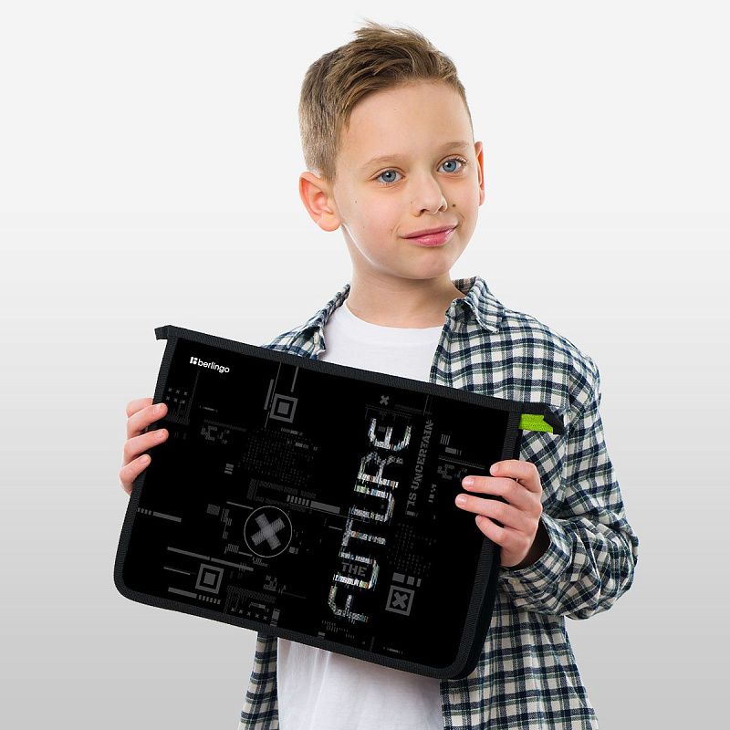 Папка для тетрадей 1 отделение, А4 Berlingo "FutureX", 340*245*40 мм, пластик, на молнии 