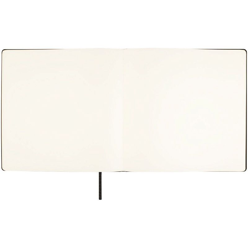 Скетчбук 80л., 300*300 Гамма "Студия", черный, твердая обложка, на резинке, слоновая кость, 140г/м2