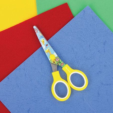 Ножницы BRAUBERG "Kid Series", 130 мм, жёлтые, с цветной печатью "Жирафы", закругленные, 232269 