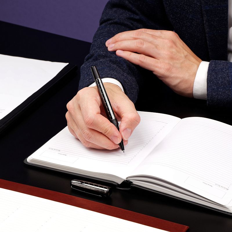 Ручка-роллер Delucci "Marte" синяя, 0,6мм, корпус титан/черный, подарочная упаковка 