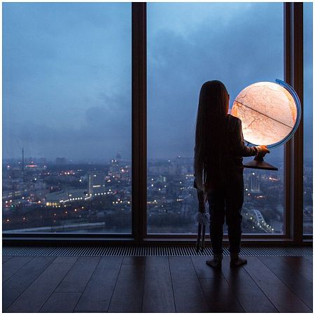 Глобус физико-политический Globen, 32см, с подсветкой от батареек на круглой подставке 