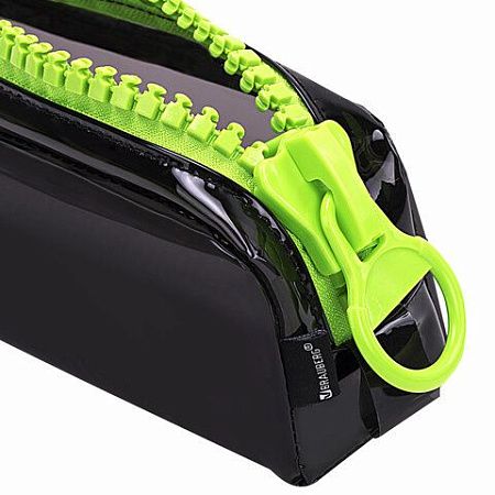 Пенал BRAUBERG с объемной "тракторной" молнией, 1 отделение, ПВХ, 22х8х6,5 см, "Neon green", 271564 