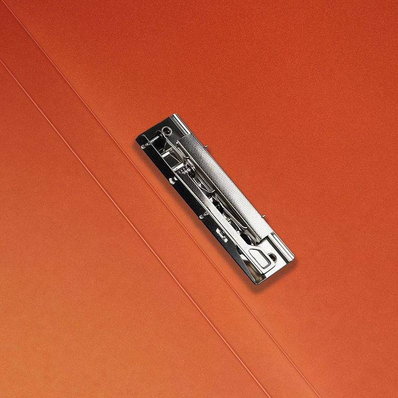 Папка с боковым зажимом СТАММ "Сияние" А4, 17мм, 700мкм, пластик, оранжевый 