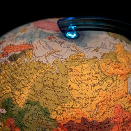 Глобус интерактивный + очки VR, физический / политический, GLOBEN, 32 см, рельефный, с подсветкой, INT13200290 