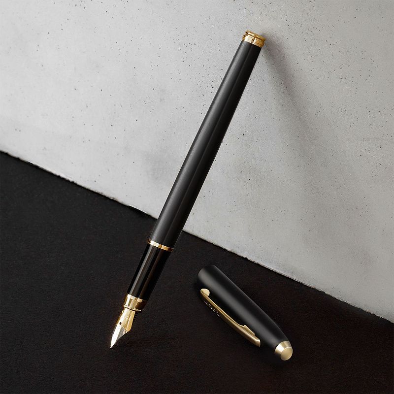 Ручка перьевая Luxor "Sterling" синяя, 0,8мм,  корпус черный/золото, футляр 