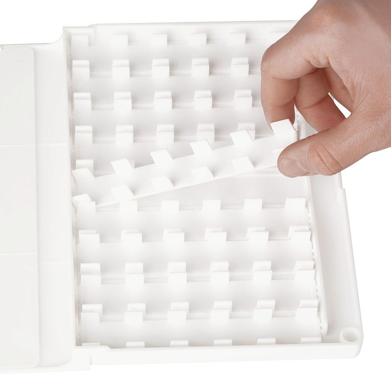 Пенал для акварели пластиковый Гамма, 36 кювет, белый, с палитрой