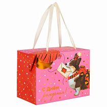 Пакет-коробка подарочный (1 штука) "Королевский Корги" 15х9х11 см, тиснение фольгой, ламинация, 90073 Пакет-коробка подарочный (1 штука) "Королевский Корги" 15х9х11 см, тиснение фольгой, ламинация, 90073