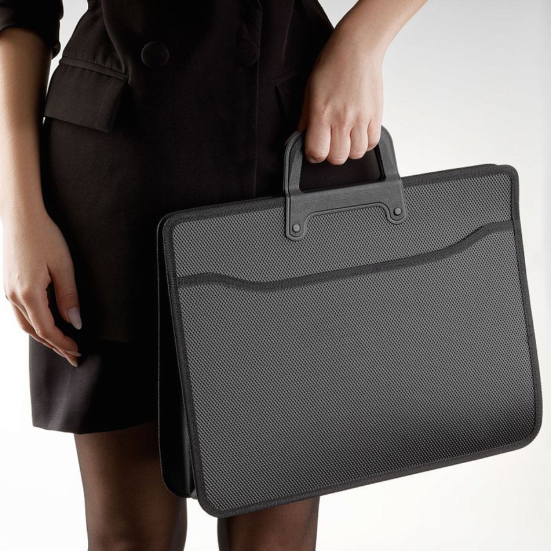 Папка-портфель 2 отделения СТАММ  А4+, 280*370*90мм, 700мкм, черный 