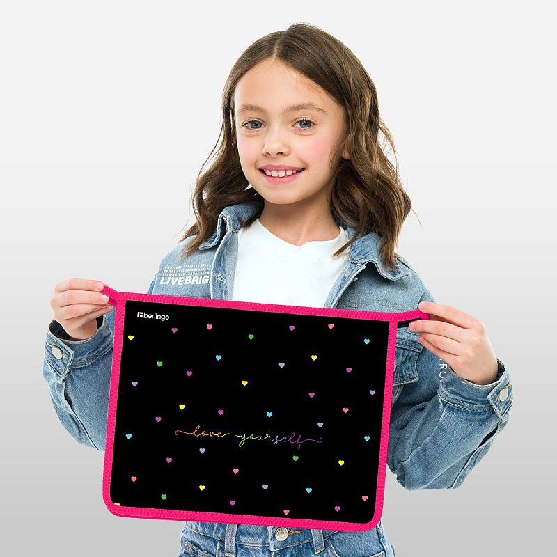 Папка для тетрадей 1 отделение, А4 Berlingo "Love Yourself", 340*245*40 мм, пластик, на молнии 