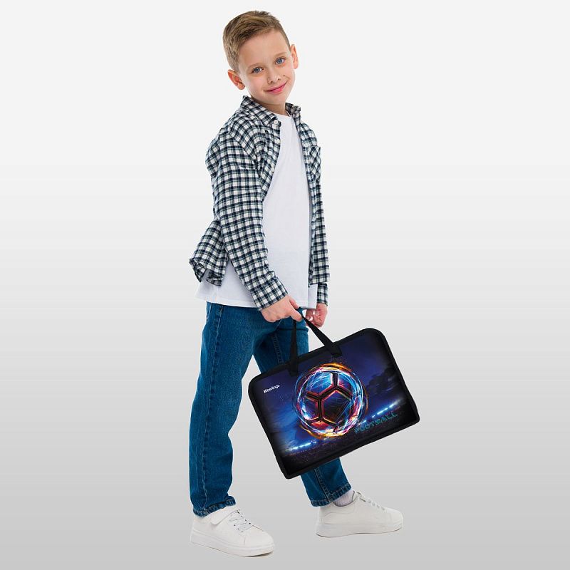 Папка с ручками 1 отделение, А4 Berlingo "Cyber Football", 340*245*75мм, пластик, на молнии 