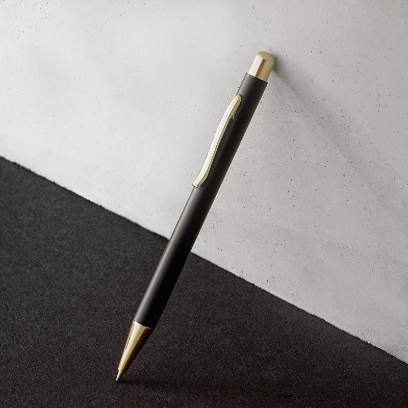 Ручка шариковая Luxor "Nova" синяя, 0,7 мм, корпус черный/золото, кнопочный механизм, футляр 