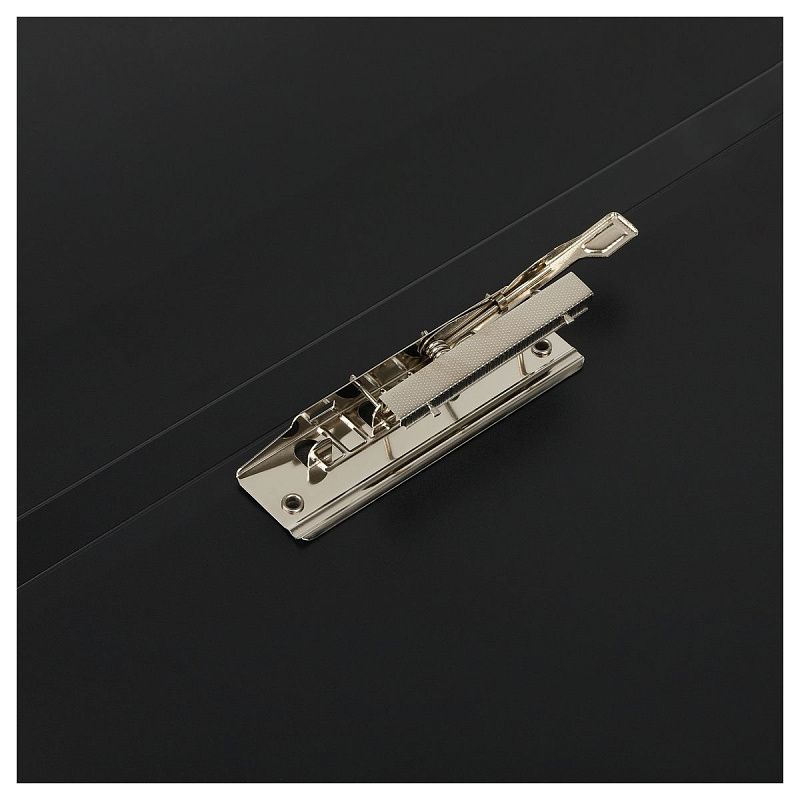 Папка с 2-мя зажимами СТАММ "Стандарт" А4, 17мм, 700мкм, пластик, черная 