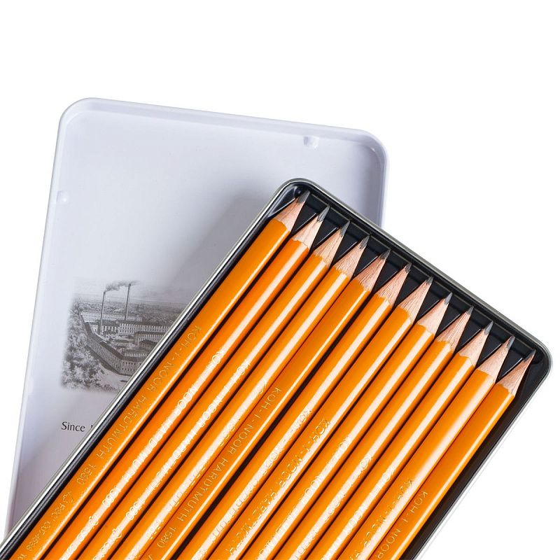 Набор карандашей ч/г Koh-I-Noor "1582" 12шт., 6B-6H, трехгранный, заточен., метал.пенал 